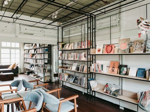 繫。本屋