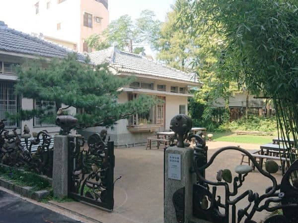 虎尾厝沙龍